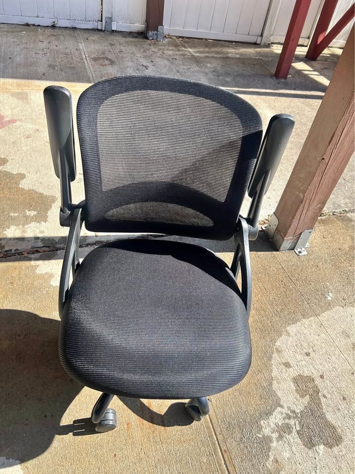 Office Chair - Breathable Desk Chair with Wheels