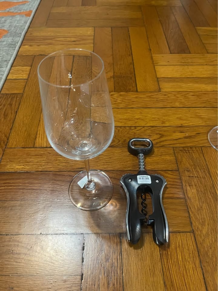 Hip Wine Glasses and Opener (Crate&Barrel) - photo 5