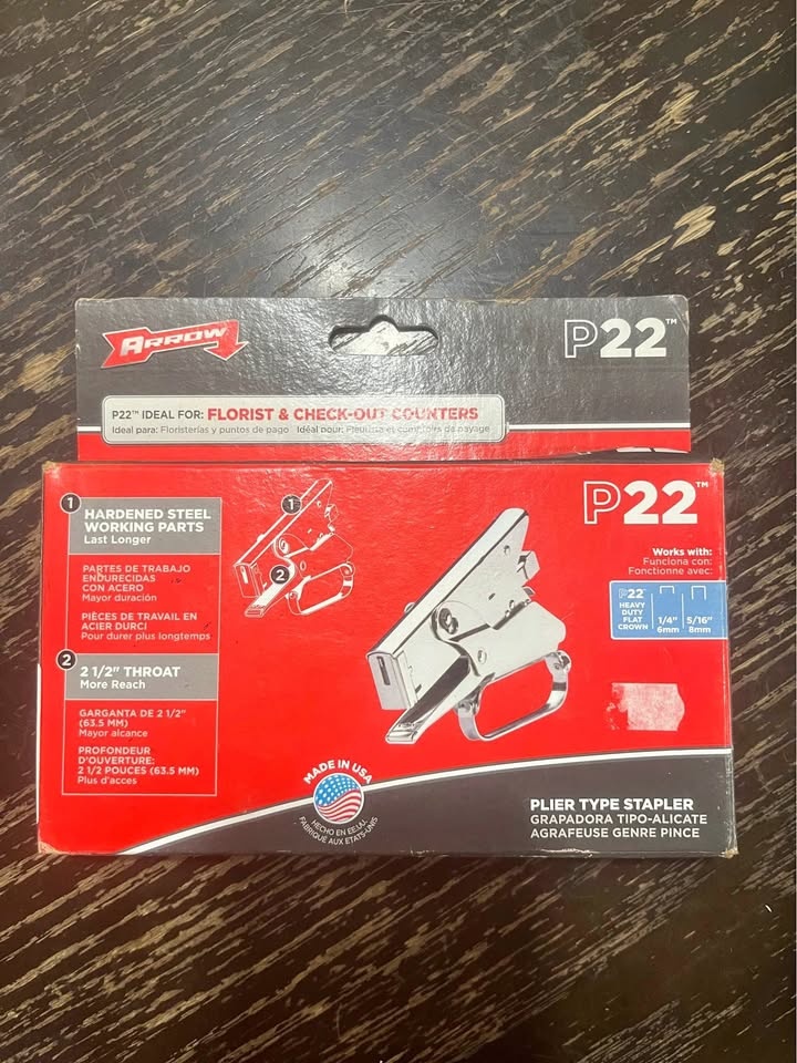 Arrow Fastener P22 Plier Type Stapler Brand New