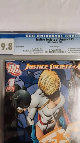 Justice Society of America #1 Variant Comic Slab 9.8 - photo 2