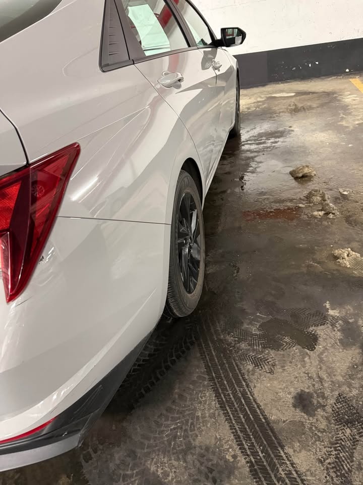 2023 Hyundai Elantra Preferred - Sun & Tech - photo 2