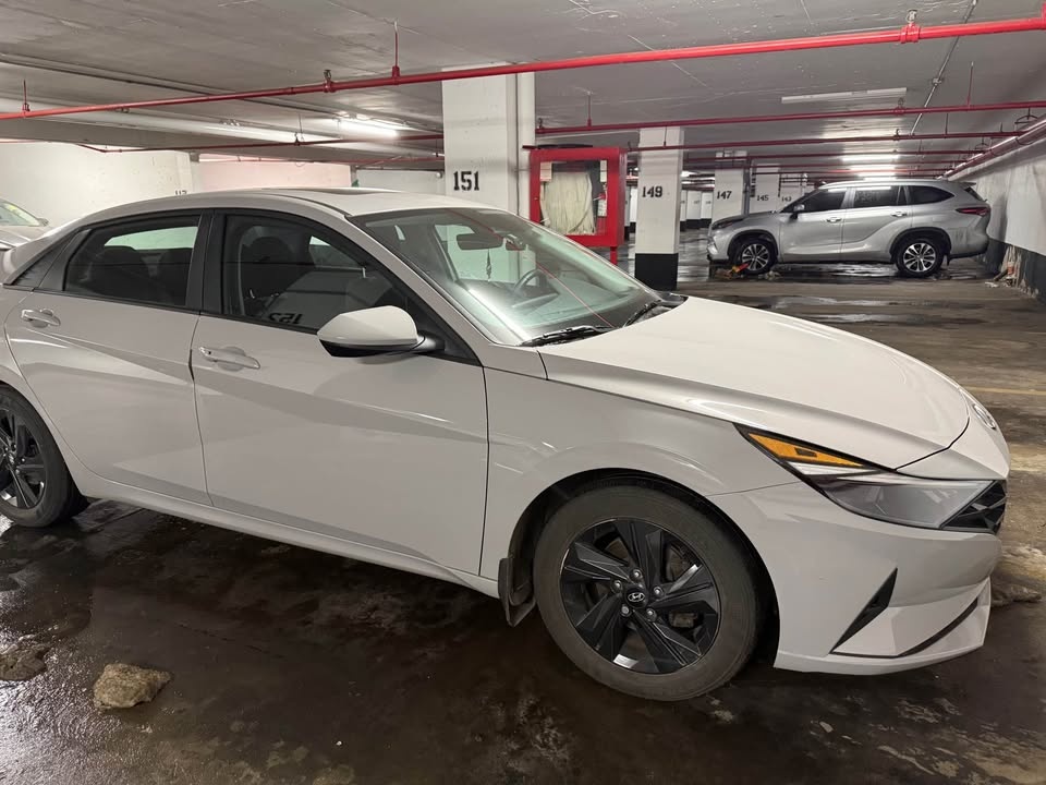 2023 Hyundai Elantra Preferred - Sun & Tech - photo 5