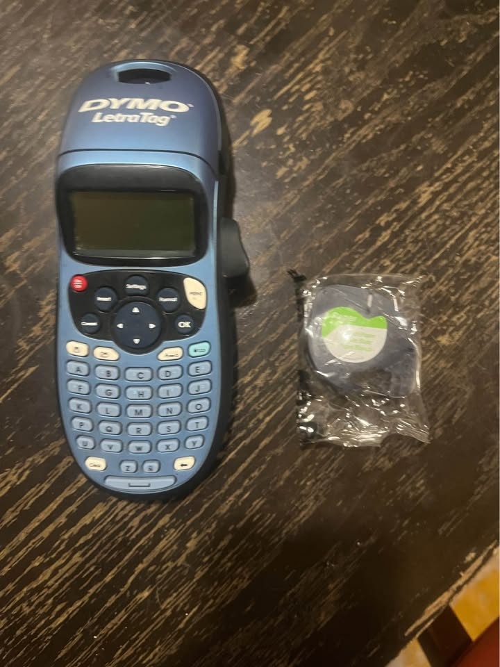 Dymo Letratag LT100H Label Maker - photo 2
