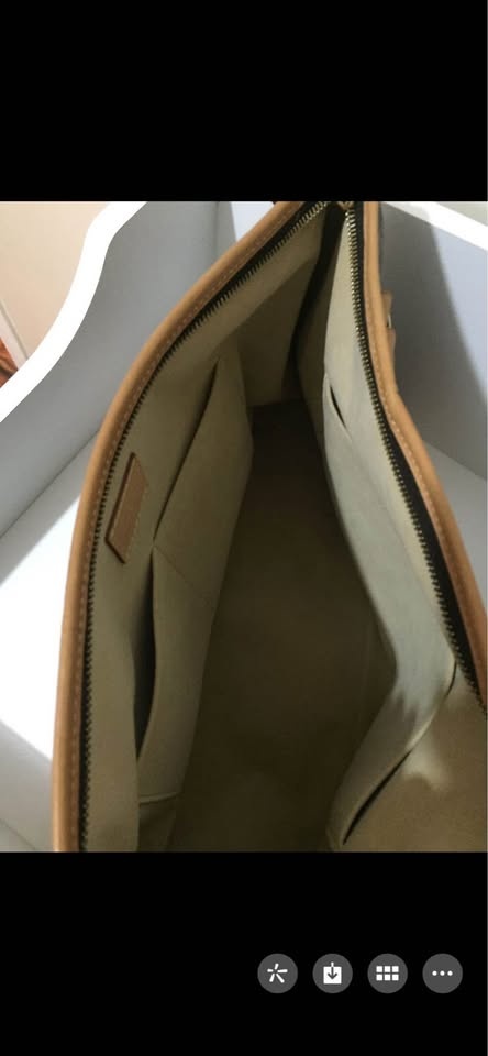 LV women's handbag, Absolutely authentic.99% new - photo 3