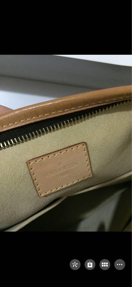 LV women's handbag, Absolutely authentic.99% new - photo 4