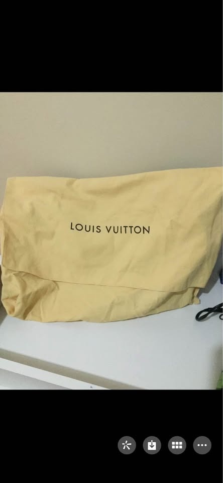 LV women's handbag, Absolutely authentic.99% new - photo 5