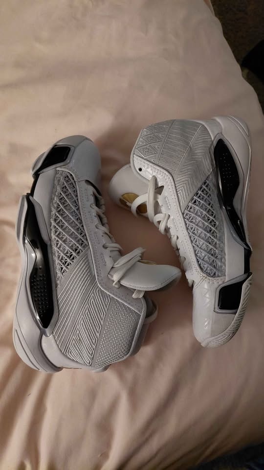 Jordan Air Jordan XXXVIII FIBA 4Y (fits 5.5/6 Women's) - photo 3