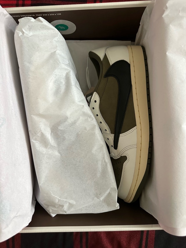 Jordan 1 Retro Low Travis Scott Medium Olive Size 9.5 DS - photo 4