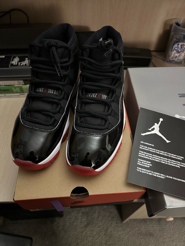 Jordan 11 "Playoff Bred" 2019 / Size 9.5 DS