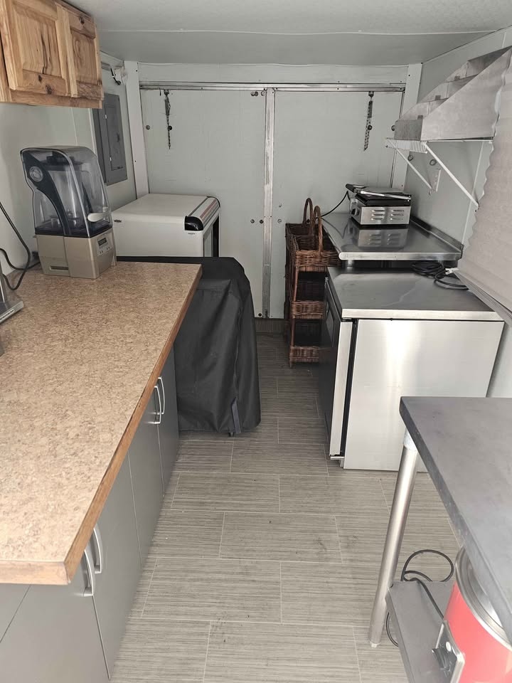 2008 Cargo Mate 16 feet - photo 4