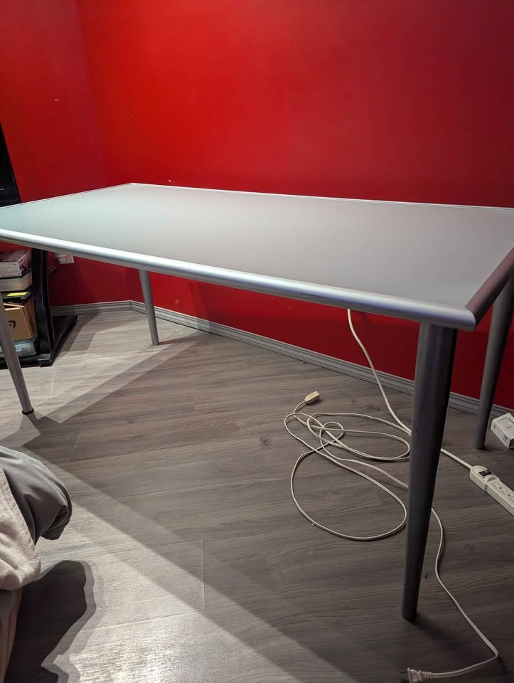 Frosted glass table - photo 2