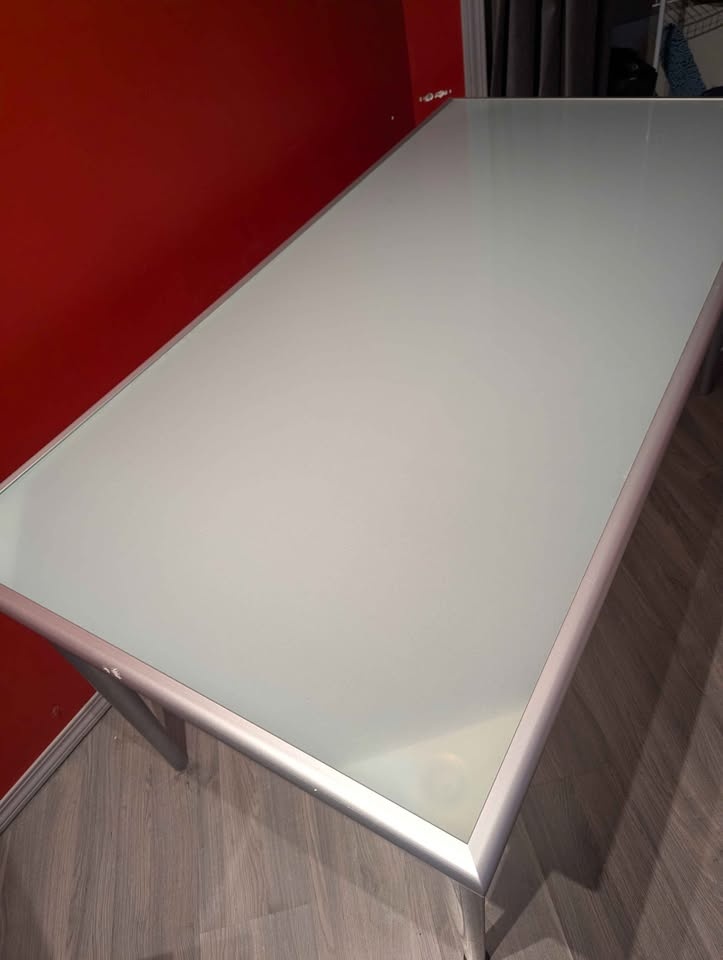 Frosted glass table - photo 3