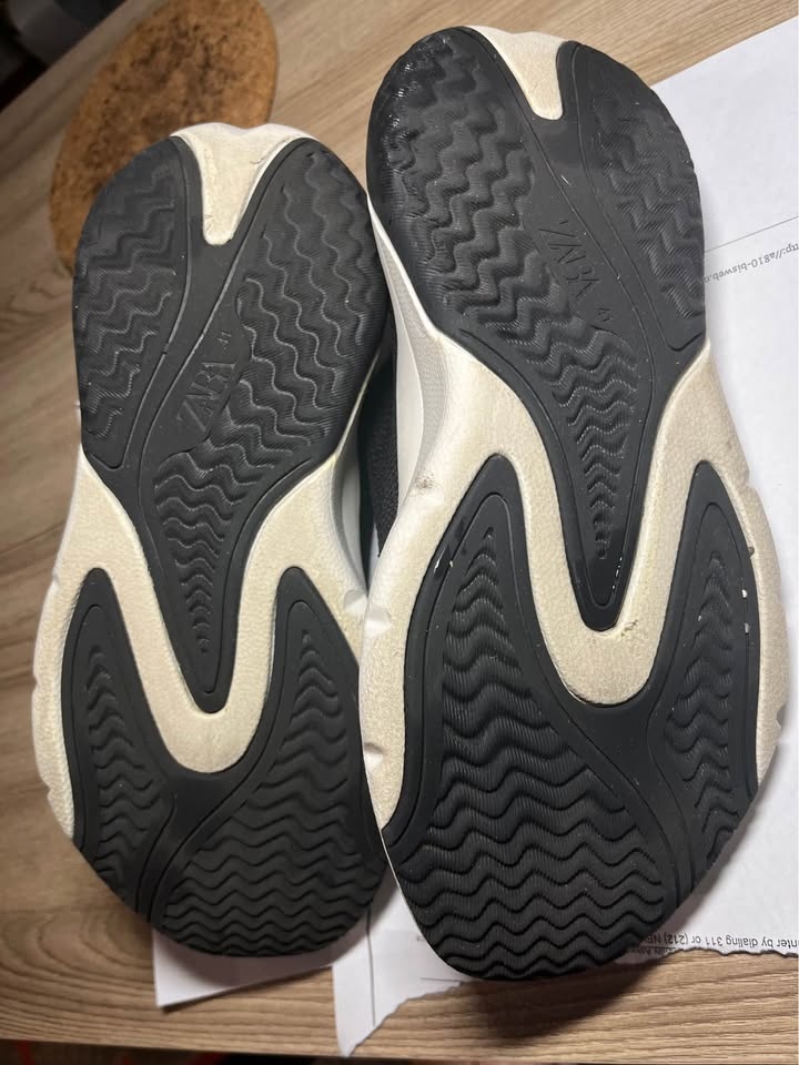 Zara Men's Sneakers - Like New - photo 3