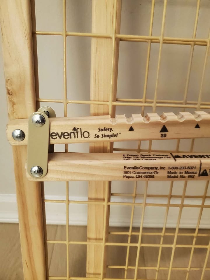 Baby Gate/Pet Gate - photo 2