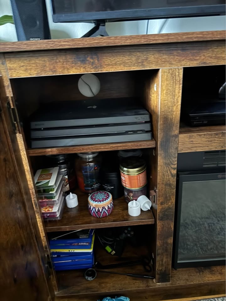TV Stand for 58” TV - photo 4