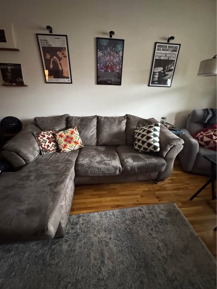 Whitman 2 Piece Sofa with Reversible Chaise - photo 2