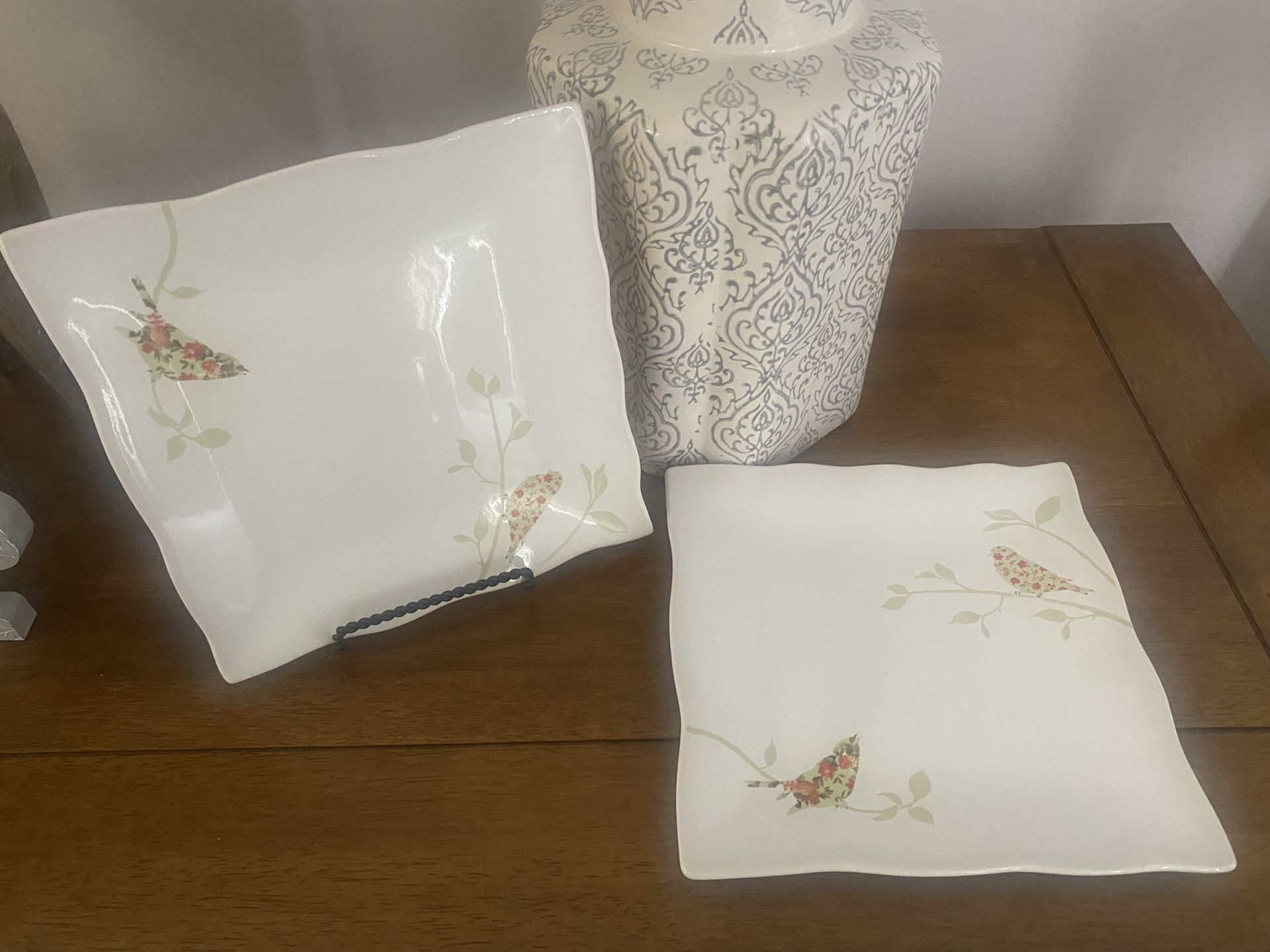 Set of 2 Fine China Plates