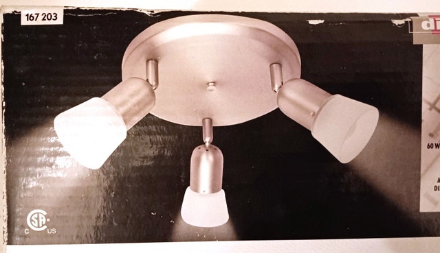 Hampton Bay 10" 3-Light Pewter Spotlights - New in Box! - photo 3