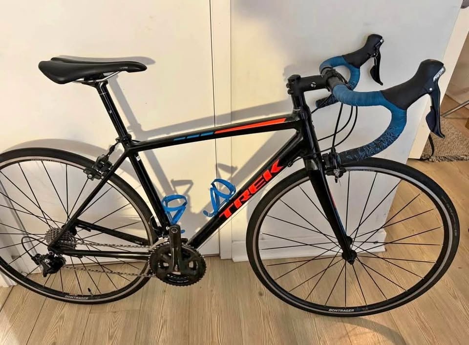 Road Bike - Trek Émonda ALR - Size 52 - Shimano 105