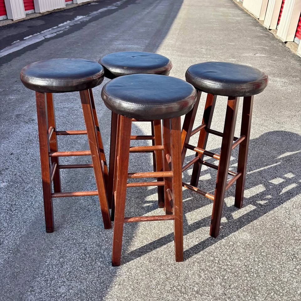 Winsom Wood Maria 4 Pc Walnut/ Espresso Counter Bar Stool - 31”