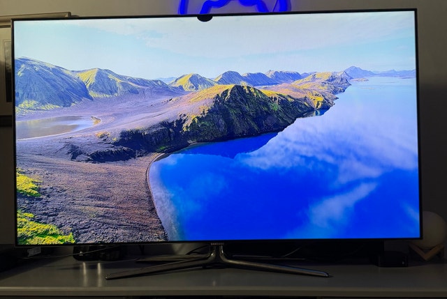 55” 3D Samsung TV & Remote