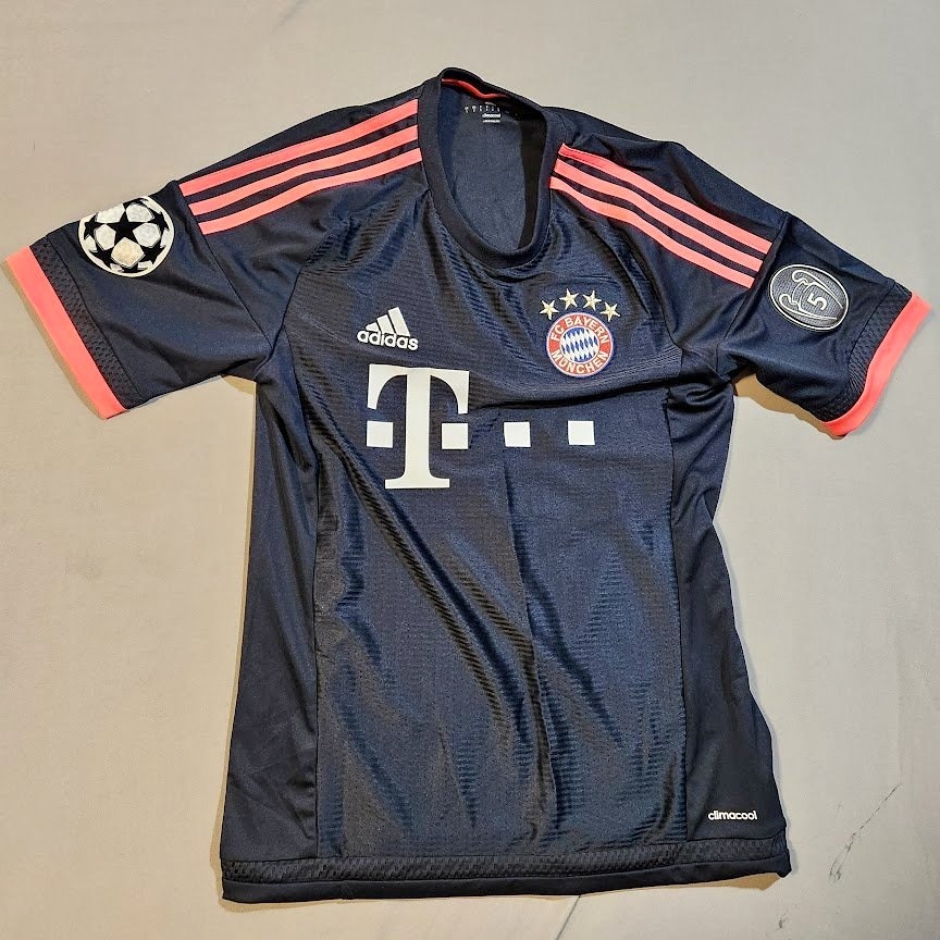 BAYERN MUNICH sz S third shirt jersey ADIDAS 2015-2016