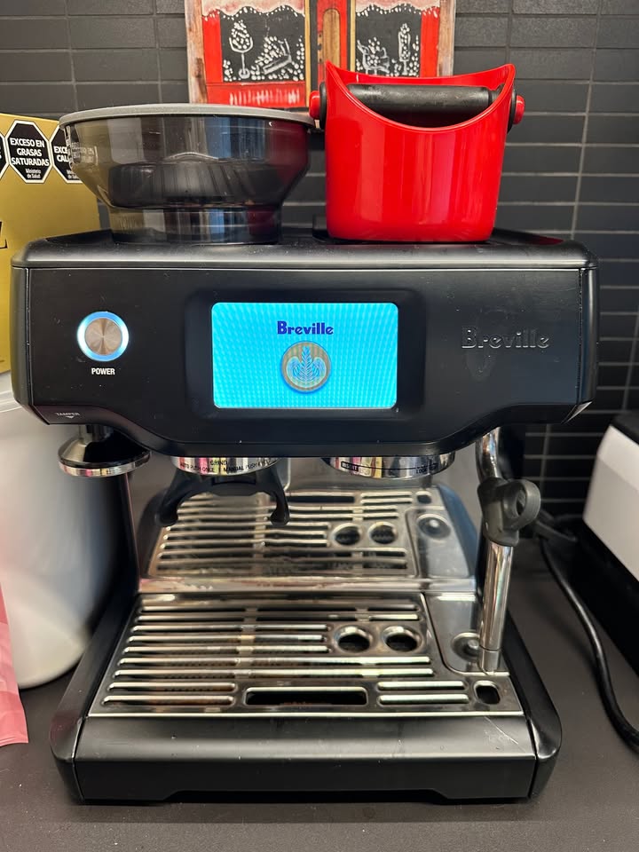 Breville Barista Touch Espresso Maker - Excellent Cond. - photo 2
