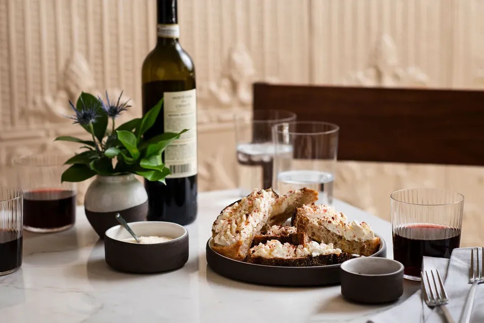 New Jono Pandolfi Set of 4 Salad Plates & 4 Bowls