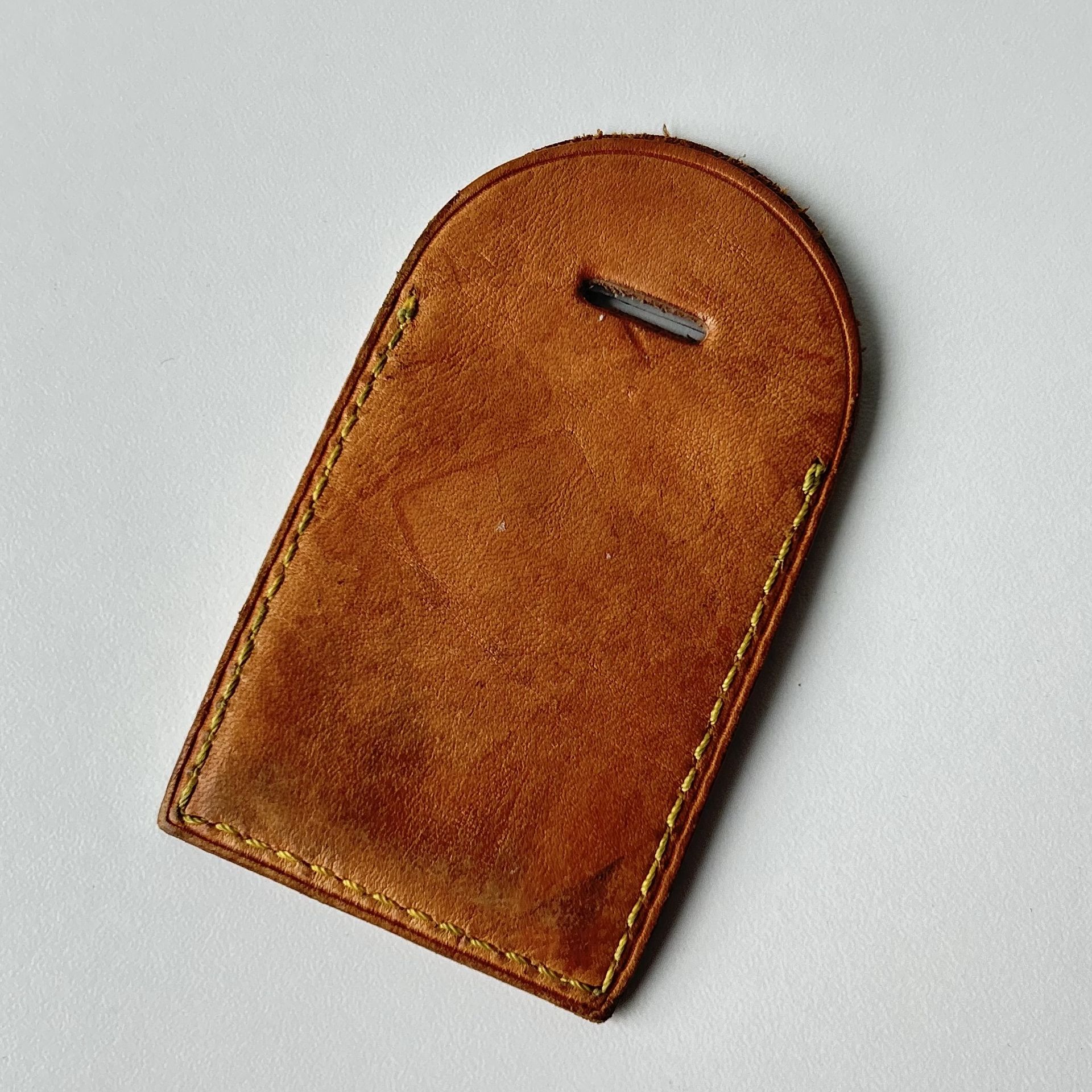 Louis Vuitton Leather Luggage Tag - photo 3