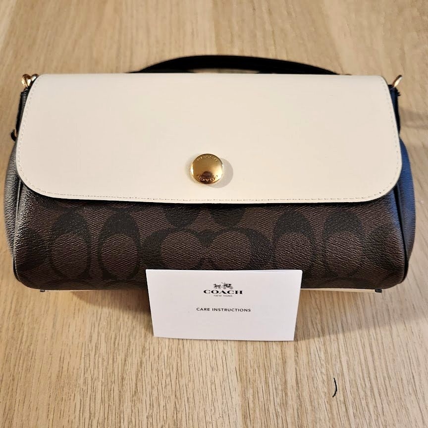 Coach Authentic F59534 Reversible Crossbody in Signature Coated