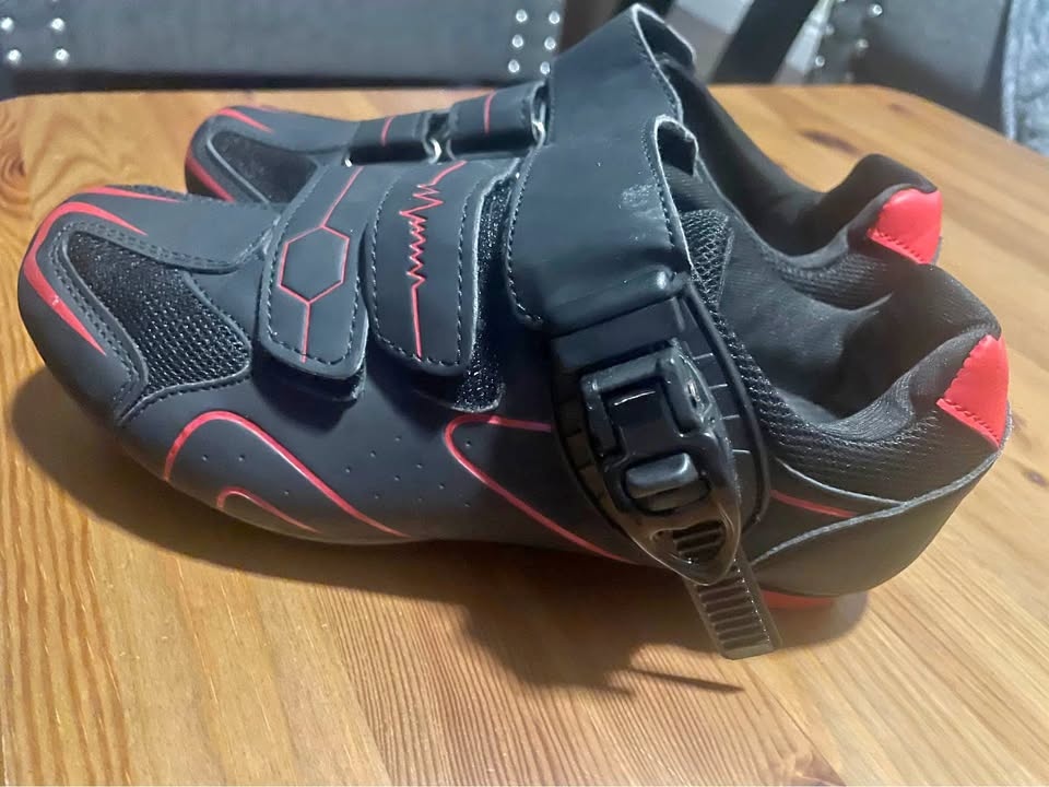 Cycling Shoes (Size 37)