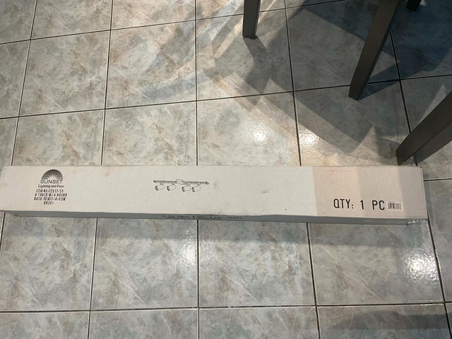 New Track Lighting (4 Feet) - photo 2