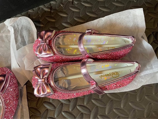 Girls' Sparkly Dress Shoes (Size 12)