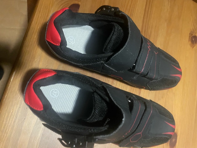 Cycling Shoes (Size 37) - photo 3
