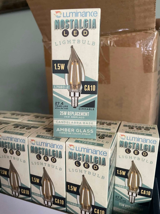 12-Pack Nostalgia LED Light Bulbs (New)
