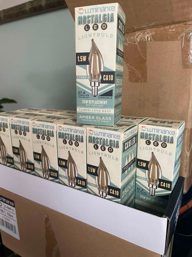 12-Pack Nostalgia LED Light Bulbs (New) - photo 5