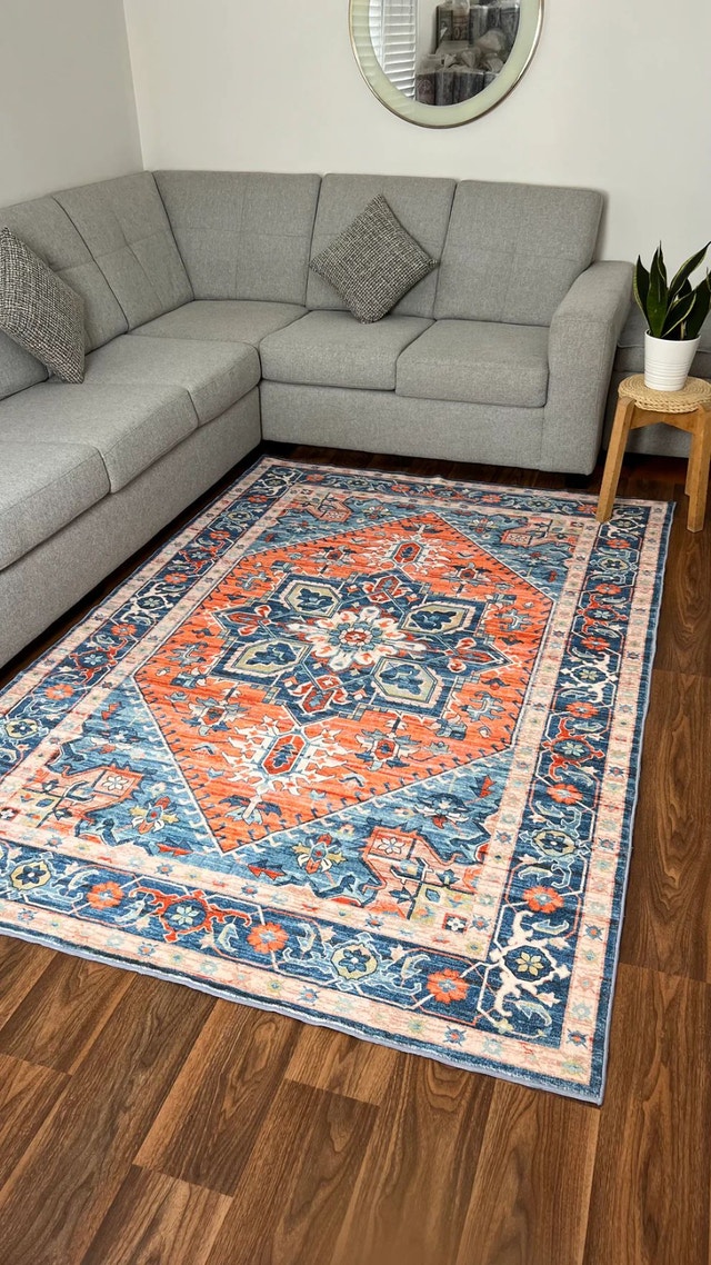 New Machine Washable Rug 7' x 10'