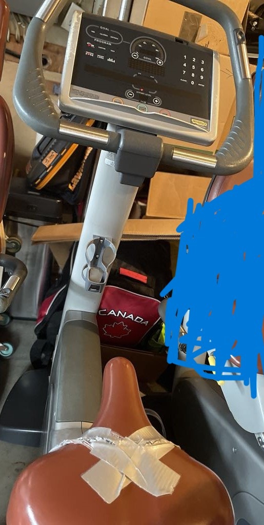 TechnoGym Commercial Exercise Bike (Upright) - photo 5