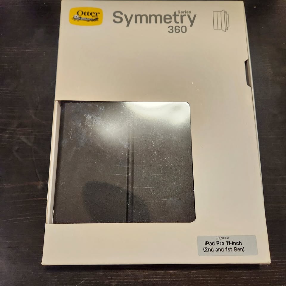 New Otterbox iPad Pro 11-inch Symmetry 360 Case