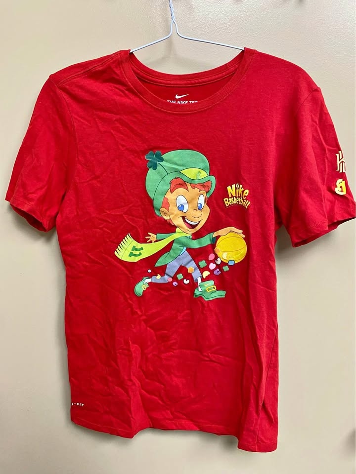 Nike Kyrie Irving Lucky Charms T-Shirt Men's Small IRISH