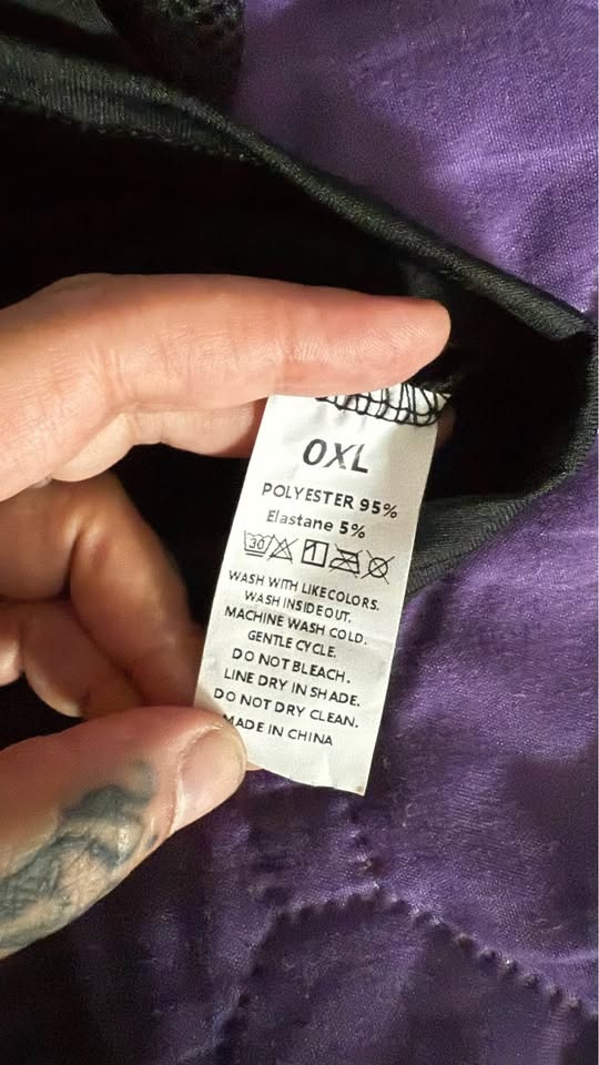 Black alt top - 0XL - photo 2