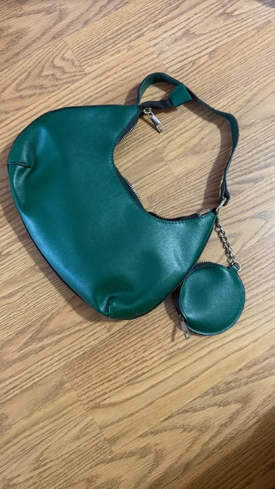 Ardene Faux Leather Green Crescent Shoulder Bag - photo 2