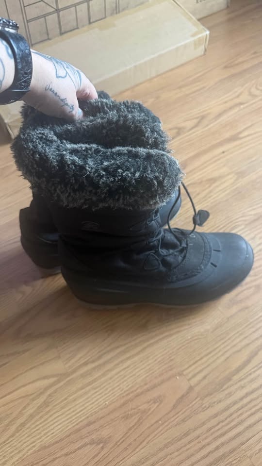 Kamik Momentum 2 Womens Winter Boots Black Size 8 - photo 2