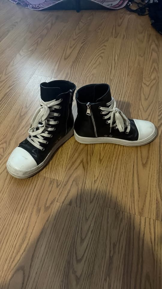 Womens hightop sneakers with zipper - CN37/ W6.5/7 - photo 2