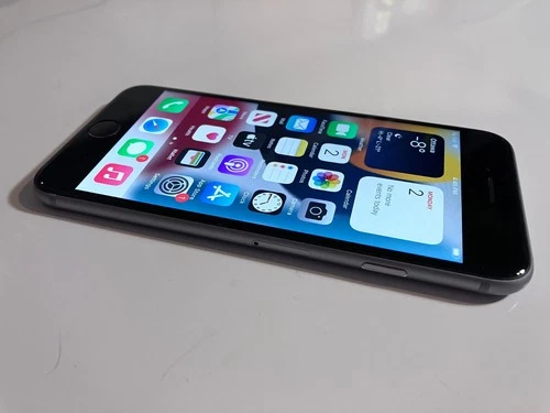 iPhone 6s 32GB Space Gray Unlocked A1688 Battery 82% - photo 5
