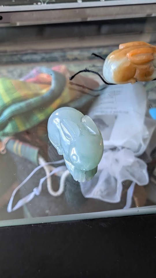 Natural Burmese Jadeite - Colourful Bunny 🐰 Pendants - photo 4