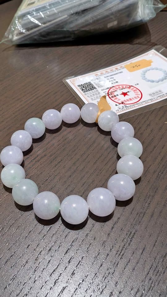 Grade A Authentic Certified Jadeite Bracelet in Icy Light lavend
