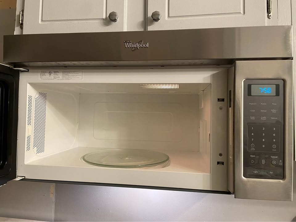 Whirlpool Above the Range Microwave - photo 2