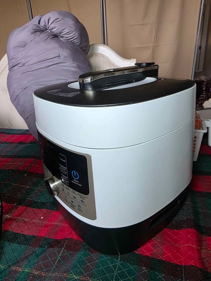 Midea 6L Electric Pressure Cooker – Excellent Condition - photo 2