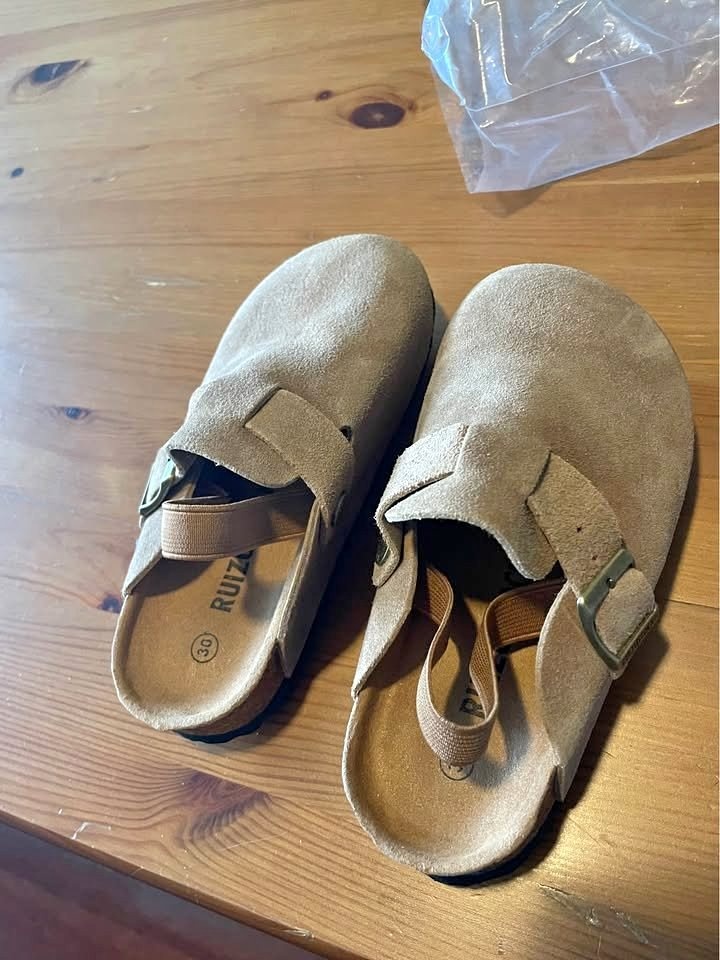 New Girls’ Sandals (Size 12.5)